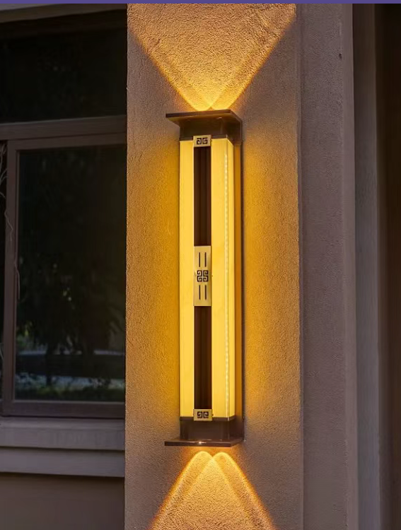 Solar powered lighting fixtures - wall lamps - Lighting Fixtures / Solar | CHEERFUL Kenya detail view